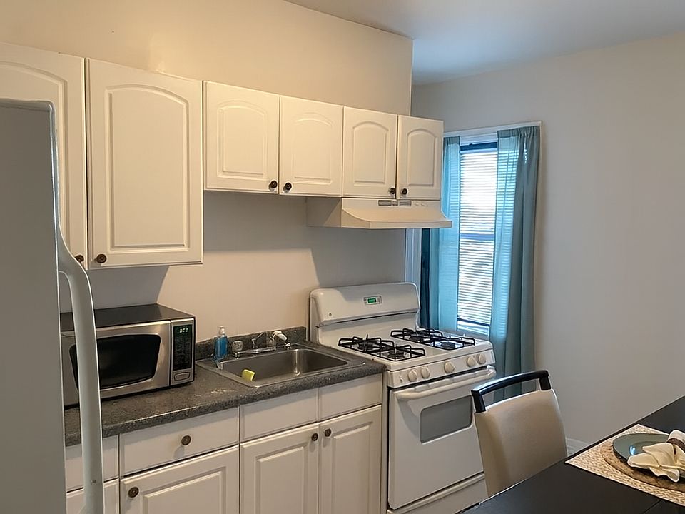 1st image of 256 Union St #11089846