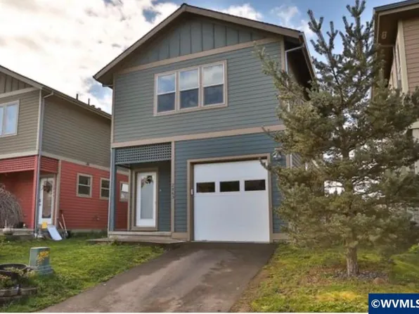 2865 Cottage Ln, Hood River, OR 97031