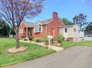 420 Amboy Rd, Keyport, NJ 07735