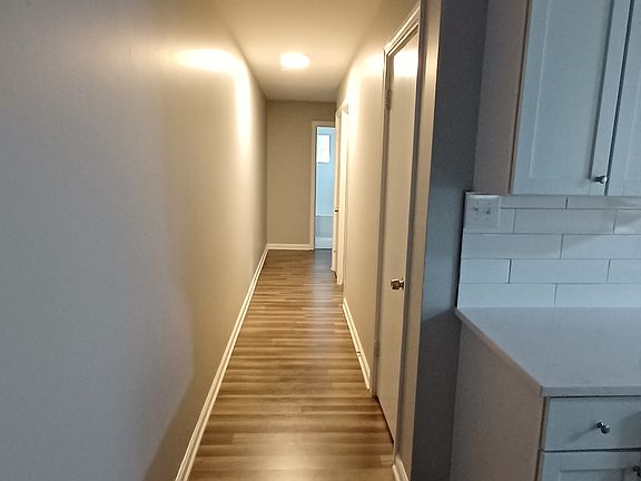 5th image of 4910 Carvel Ave #4910