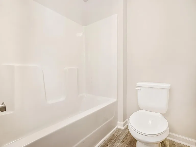 816 Conductor Ct — Photo 28