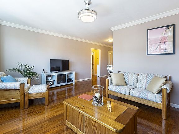 3rd image of 122 Ashland Pl APT 15D