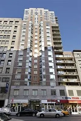 Sold by Nest Seekers International | media 16