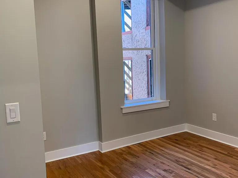 1613 W Girard Ave #2F — Photo 8