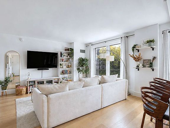 4th image of 575 4th Ave #3F