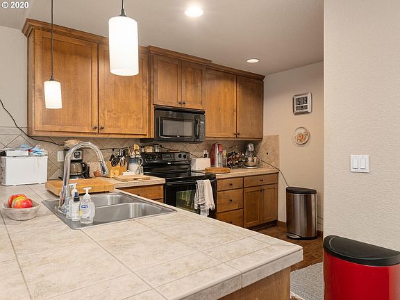 5th image of 14818 SE Arista Dr