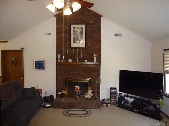 5th image of 8513 Brookstead Dr