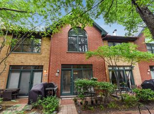 1801 W Diversey Pkwy UNIT 27, Chicago, IL 60614