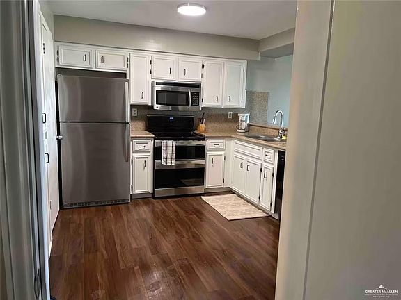 2nd image of 2900 Ashley Dr APT 505