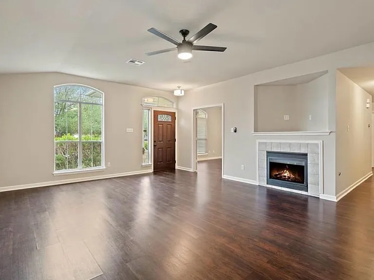 2605 Butler Way — Photo 6