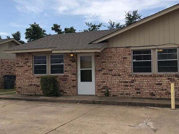 2nd image of 7936 NW Crossland Cir