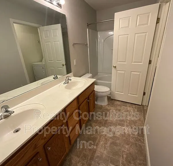 239 Bridford Downs Dr — Photo 6