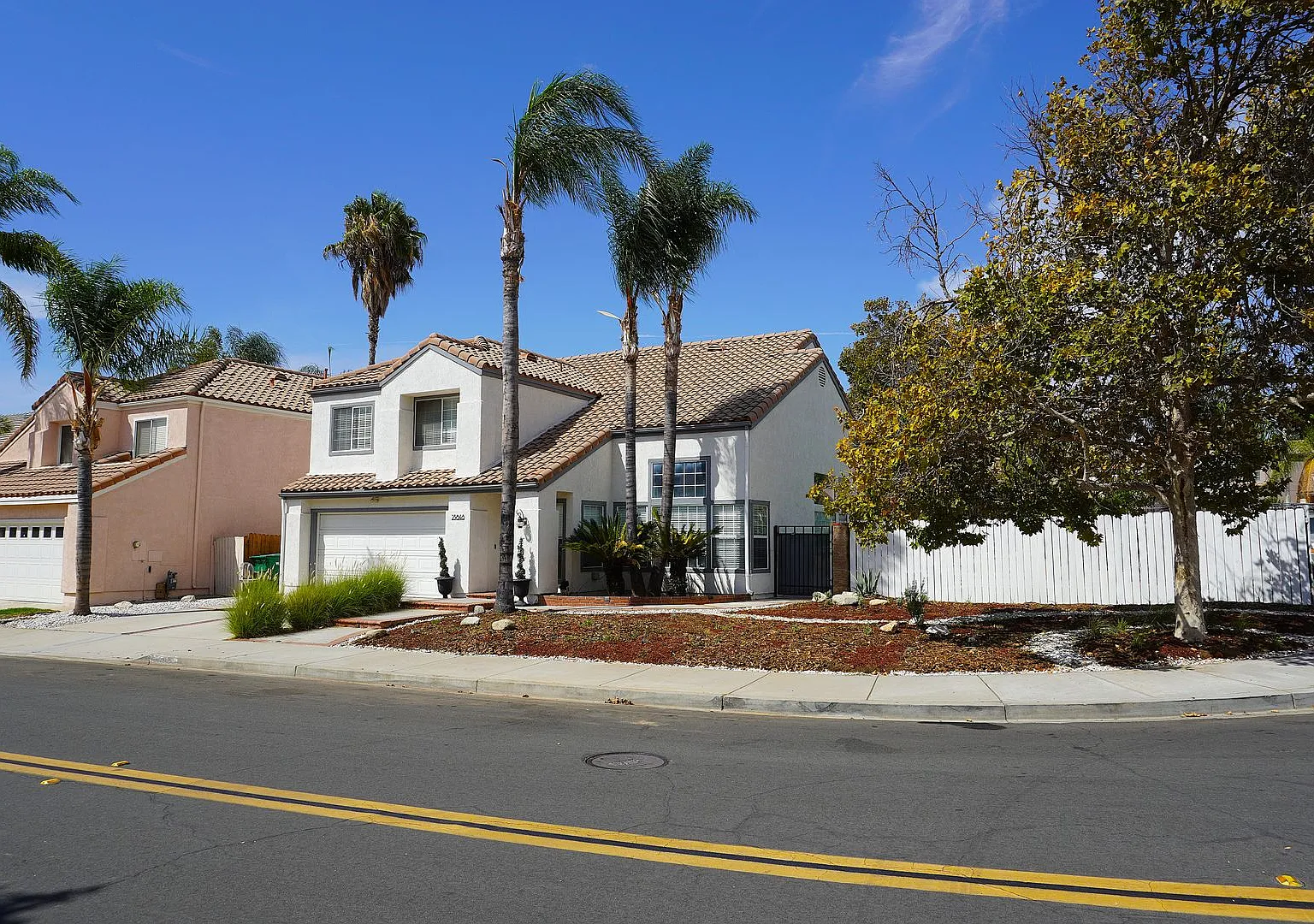 Refreshed Sunnymead Ranch 4 Bedroom — Photo 1