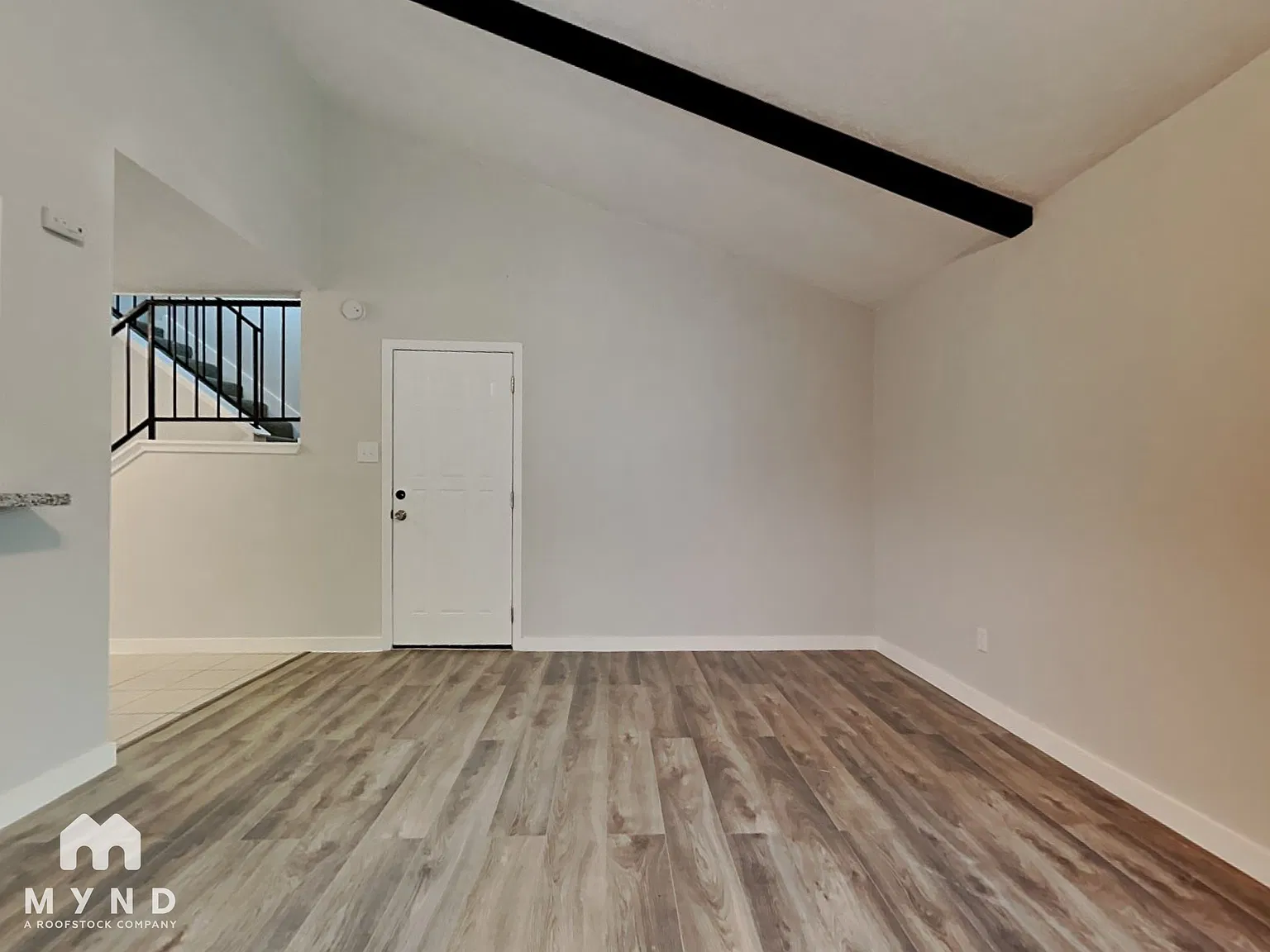 4 bed, 2.5 bath, 2417 sqft, $2,145 — Photo 4