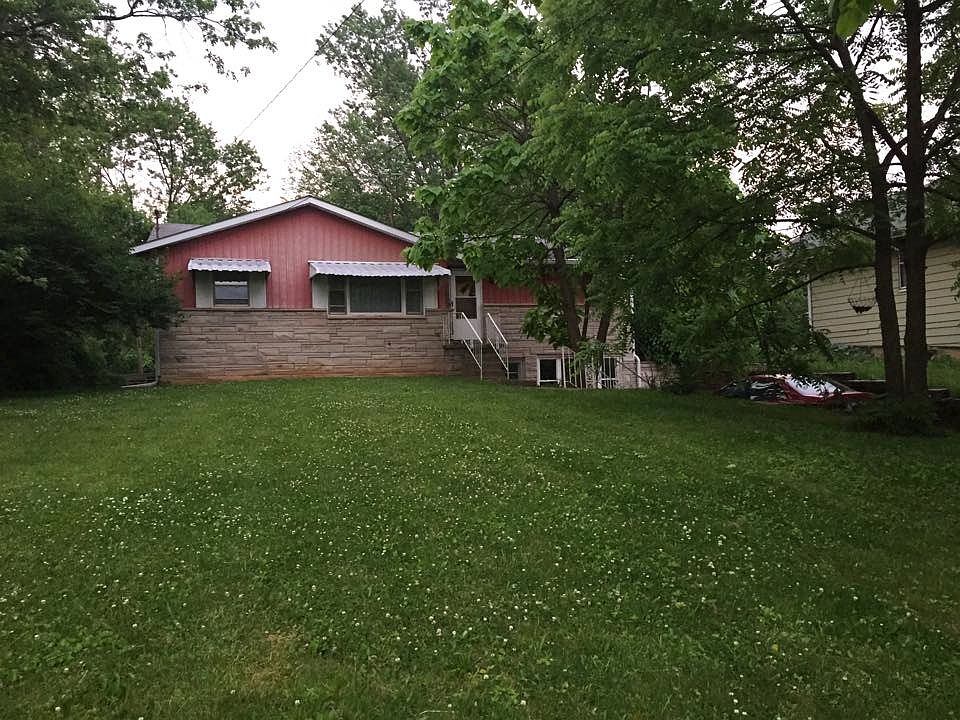 View from Arlington Rd.