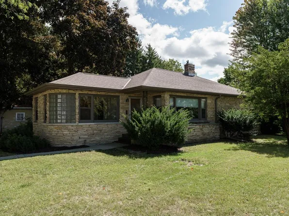 1119 North Fourth STREET, Watertown, WI 53098