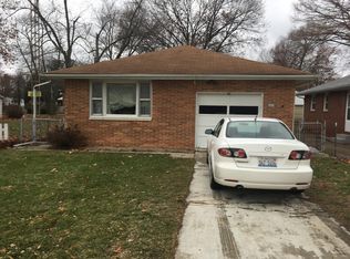 3241 S 6th St, Southern View, IL 62703