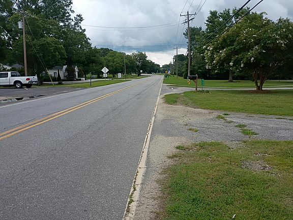 5th image of 2130 E Blackstock Rd