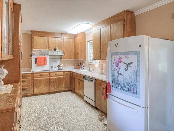 4th image of 1361 Mount Ida Rd