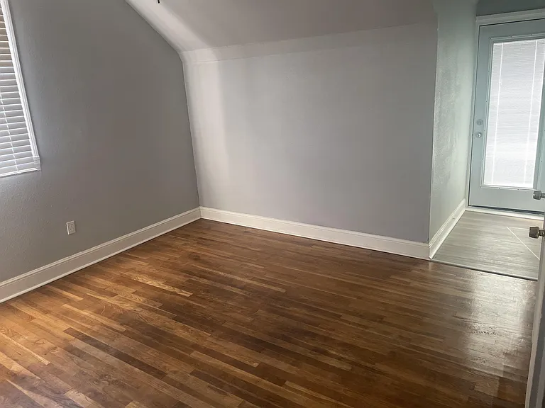 609 Adeline St #3 — Photo 3