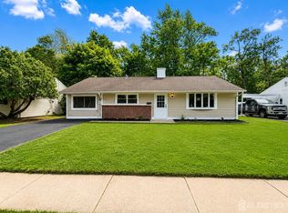 12 Stony Rd, Edison, NJ 08817
