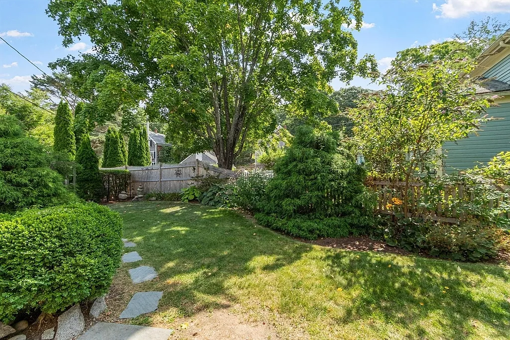 2 bed, 1.5 bath, 1288 sqft, $3,000 — Photo 4