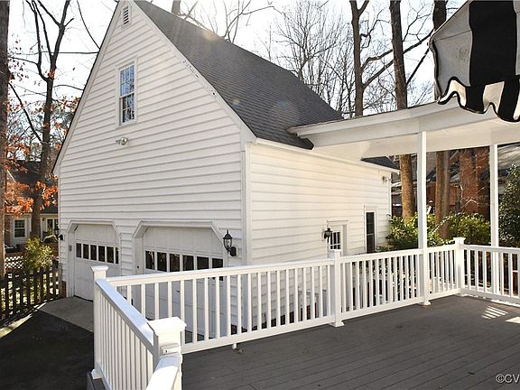3rd image of 5708 Regent Cir