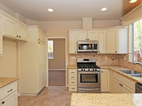 2nd image of 11136 Ivy Hill Dr