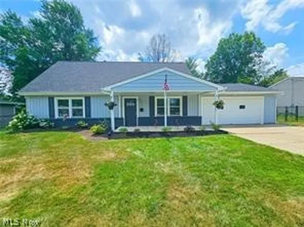 523 Janet Dr, Canfield, OH 44406