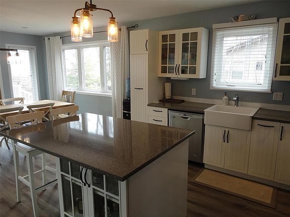 4th image of 41 Brayden Dr