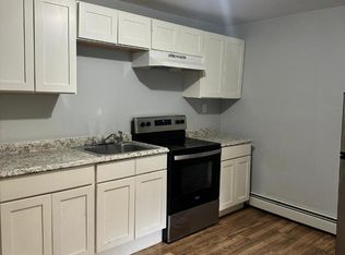 163 Chambers St APT 4, Newburgh, NY 12550