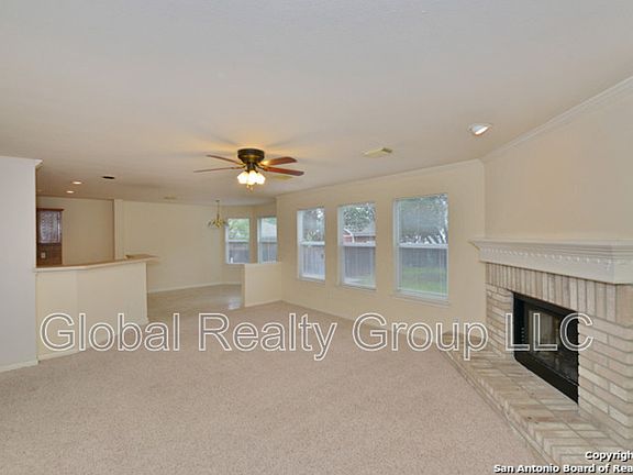 4th image of 204 Valona Dr