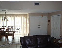 5th image of 745 Rolling Hills Dr