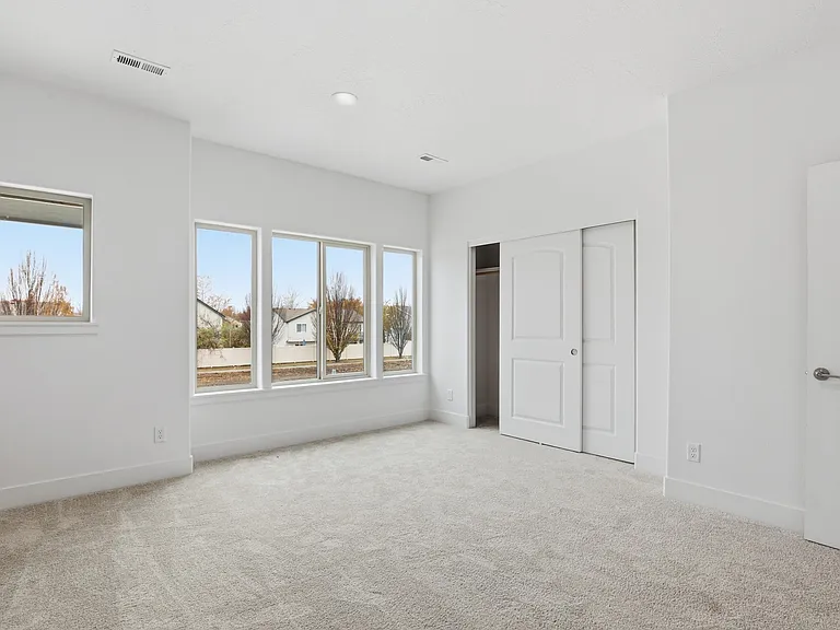 685 N Creative Way — Photo 9