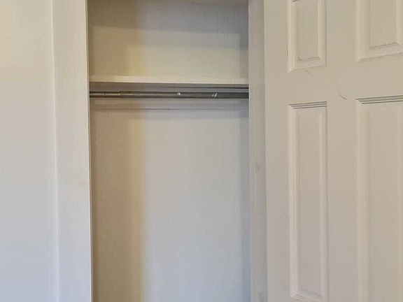 5th image of 600 Hancock St #33H