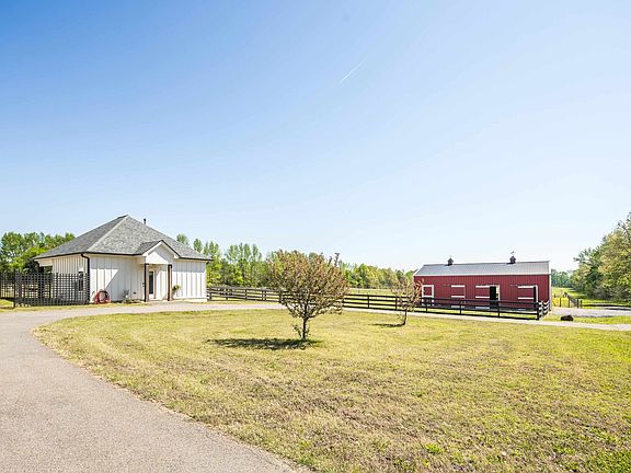 36th image of 2706 S Terry Lane Rd