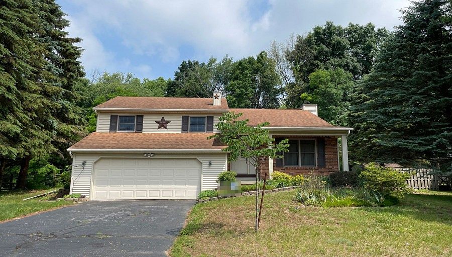 1st image of 3822 Coachman Dr