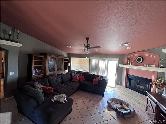 2nd image of 2140 W Yellow Bird Dr