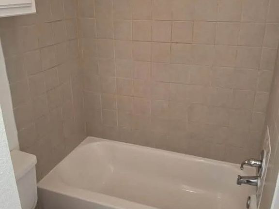 2nd image of 1120 Landsdale Ln