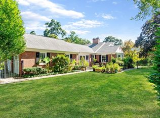 26 Merrymount Dr, Warwick, RI 02888