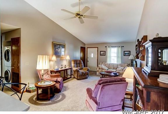 4th image of 3807 Cambridge Pl