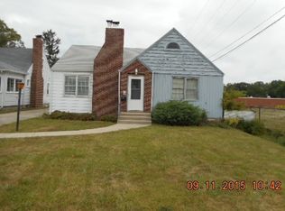 1404 S Burlington Dr, Muncie, IN 47302