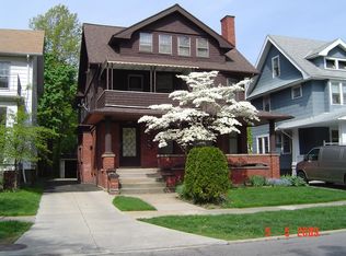 2328 Grandview Ave, Cleveland Heights, OH 44106