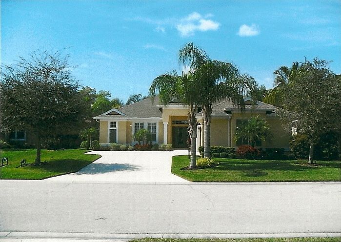 ORMER NEAL MODEL/POOL HOME