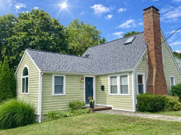 272 River St, Braintree, MA 02184