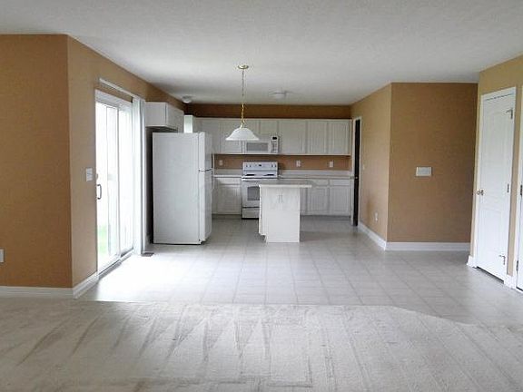 4th image of 208 Olentangy Meadows Dr