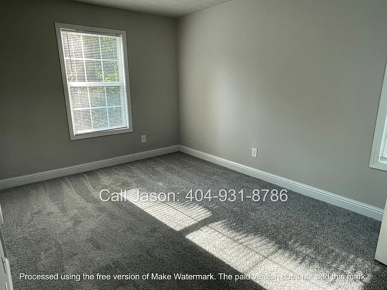 250 Stafford St NW #B — Photo 14
