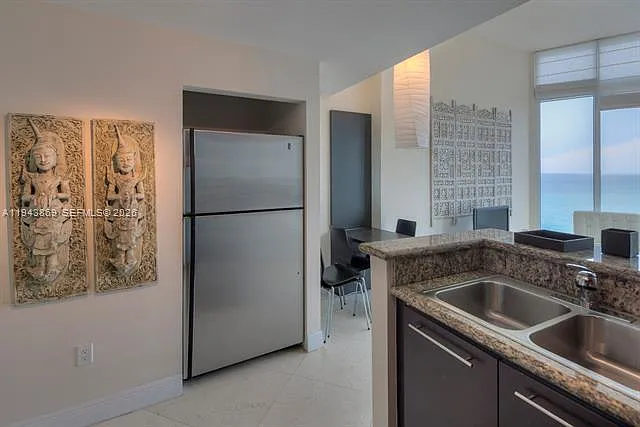 6515 Collins Ave #1804 — Photo 3