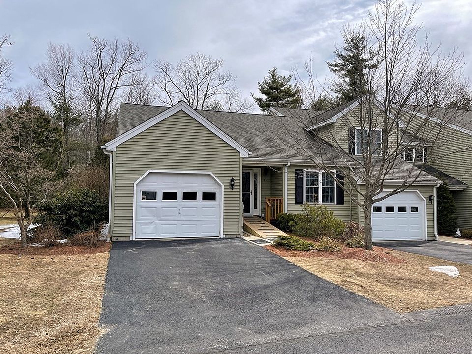 25 Caspian Way 25 Fitchburg Ma 01420 Mls 72806067 Zillow