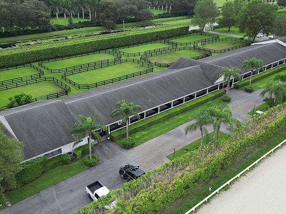 2nd image of 13205 Southfields Road